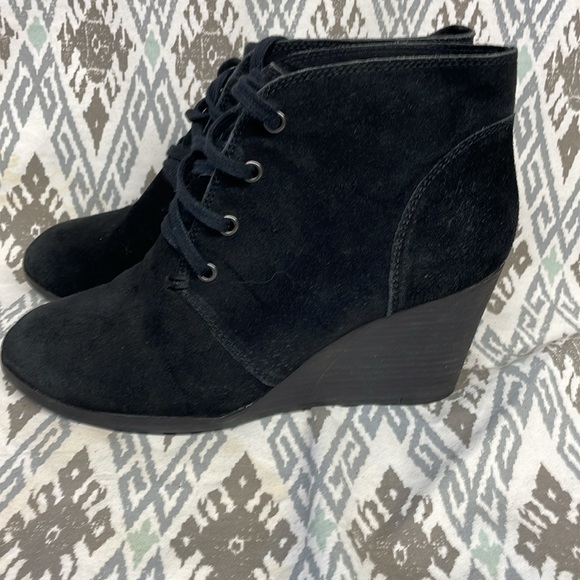 Lucky brand black boots - Picture 3 of 6